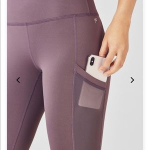 Fabletics Capri leggings with mesh phone pocket